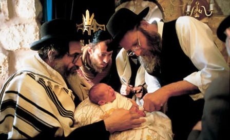 Jews and Muslims against anticircuncisión initiative in California