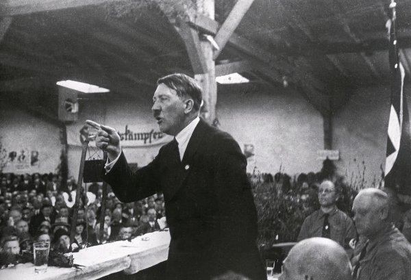Porque Hitler Odiaba A Los Judios